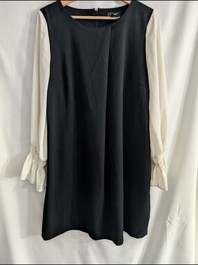 Black and White Long Sleeve Shift Dress